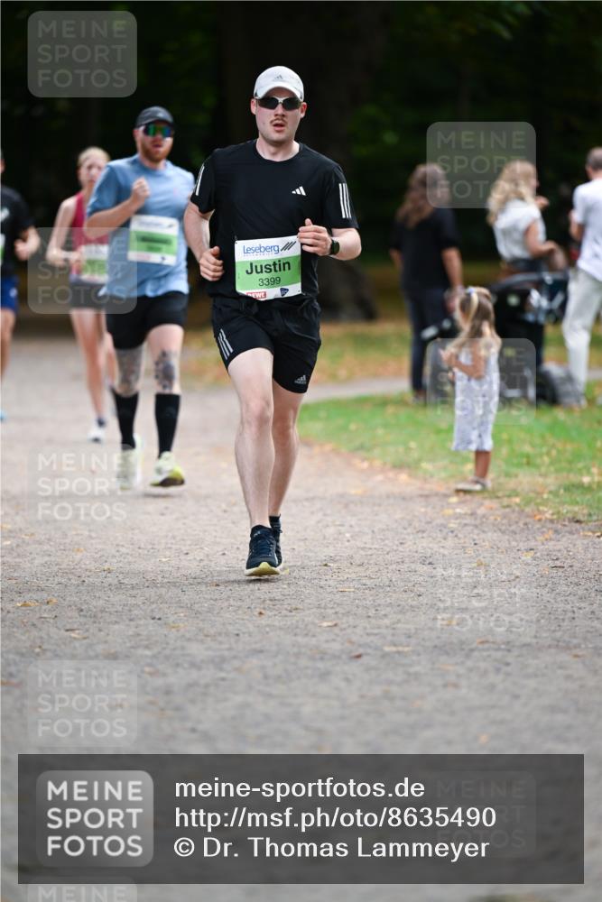 31.08.2025 - 21. Blankeneser Heldenlauf Dr. Thomas Lammeyer http://msf.ph/oto/8635490 31.08.2025 10:39:17 Laufen 3399 meine-sportfotos.de