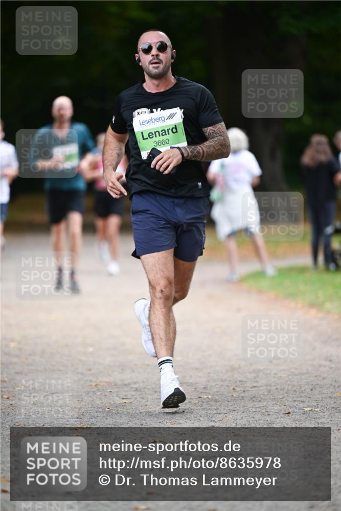 31.08.2025 - 21. Blankeneser Heldenlauf Dr. Thomas Lammeyer http://msf.ph/oto/8635978 31.08.2025 10:41:57 Laufen 3660 meine-sportfotos.de