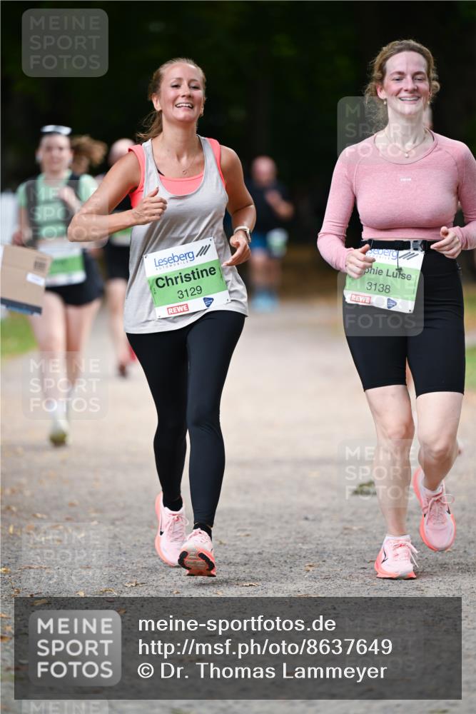 31.08.2025 - 21. Blankeneser Heldenlauf Dr. Thomas Lammeyer http://msf.ph/oto/8637649 31.08.2025 10:49:06 Laufen 3129, 3138 meine-sportfotos.de