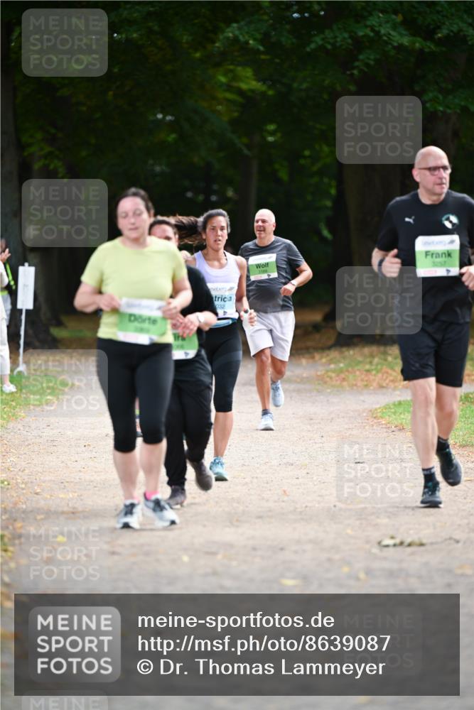 31.08.2025 - 21. Blankeneser Heldenlauf Dr. Thomas Lammeyer http://msf.ph/oto/8639087 31.08.2025 10:55:15 Laufen 032, 3189, 3257 meine-sportfotos.de