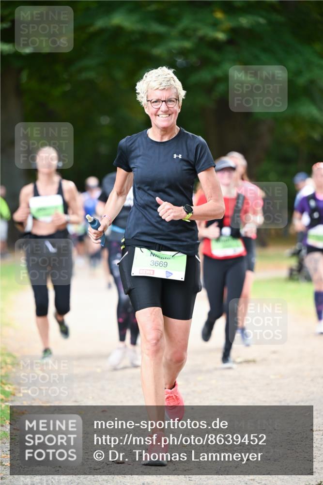31.08.2025 - 21. Blankeneser Heldenlauf Dr. Thomas Lammeyer http://msf.ph/oto/8639452 31.08.2025 10:57:03 Laufen 3669 meine-sportfotos.de