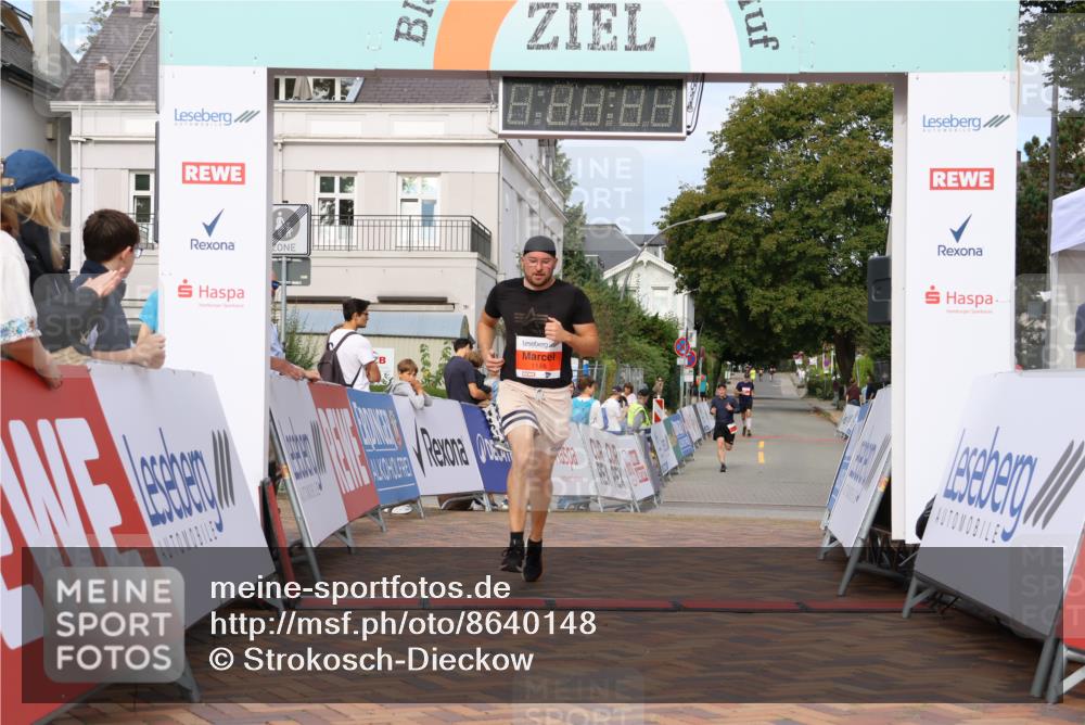 31.08.2025 - 21. Blankeneser Heldenlauf Strokosch-Dieckow http://msf.ph/oto/8640148 31.08.2025 09:45:29 Ziel 1148 meine-sportfotos.de