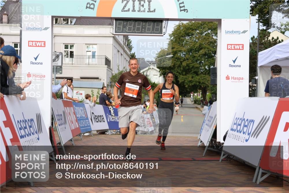 31.08.2025 - 21. Blankeneser Heldenlauf Strokosch-Dieckow http://msf.ph/oto/8640191 31.08.2025 09:45:17 Ziel 1015, 1026, 1146 meine-sportfotos.de