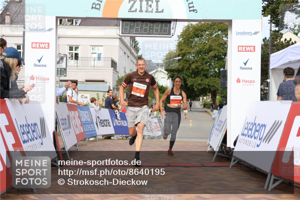 31.08.2025 - 21. Blankeneser Heldenlauf Strokosch-Dieckow http://msf.ph/oto/8640195 31.08.2025 09:45:17 Ziel 1015, 1026, 1146 meine-sportfotos.de