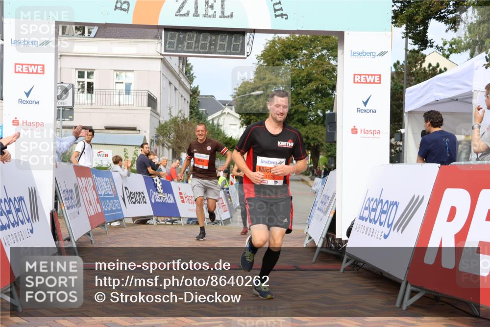 31.08.2025 - 21. Blankeneser Heldenlauf Strokosch-Dieckow http://msf.ph/oto/8640262 31.08.2025 09:45:16 Ziel 1015, 1026, 1146 meine-sportfotos.de
