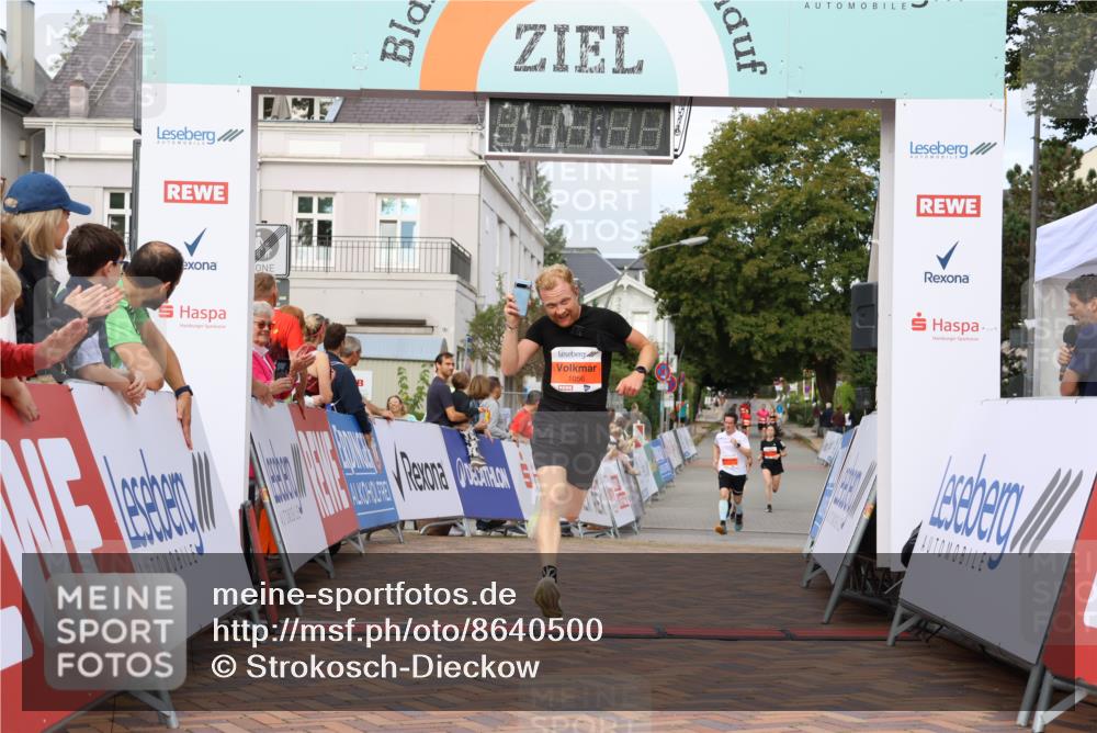 31.08.2025 - 21. Blankeneser Heldenlauf Strokosch-Dieckow http://msf.ph/oto/8640500 31.08.2025 09:40:55 Ziel 1056, 1151 meine-sportfotos.de