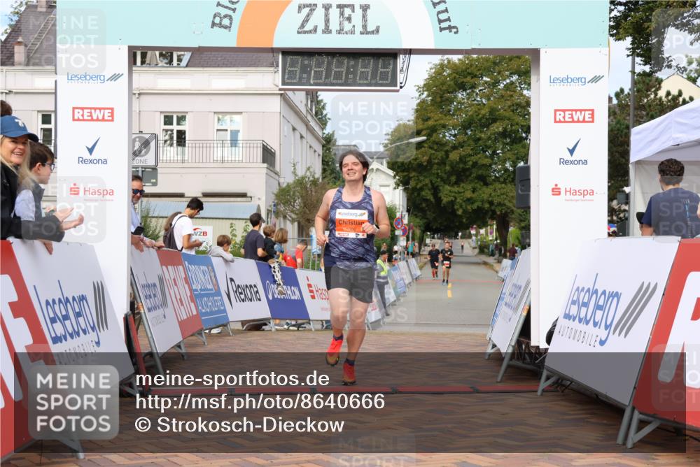 31.08.2025 - 21. Blankeneser Heldenlauf Strokosch-Dieckow http://msf.ph/oto/8640666 31.08.2025 09:44:42 Ziel 1066, 1131 meine-sportfotos.de