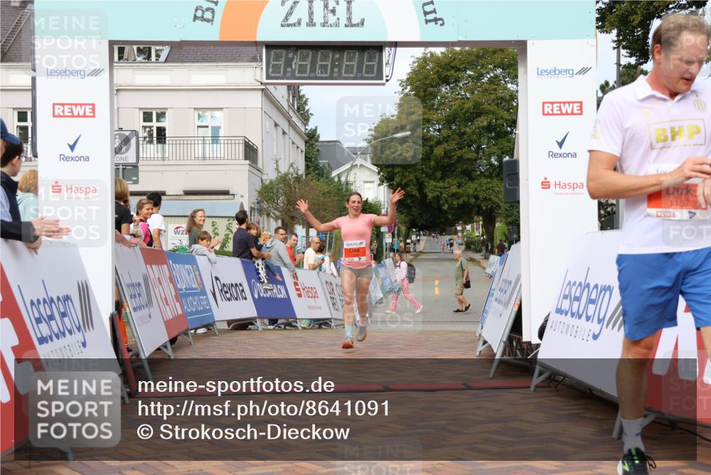 31.08.2025 - 21. Blankeneser Heldenlauf Strokosch-Dieckow http://msf.ph/oto/8641091 31.08.2025 09:43:49 Ziel 1157, 1009 meine-sportfotos.de