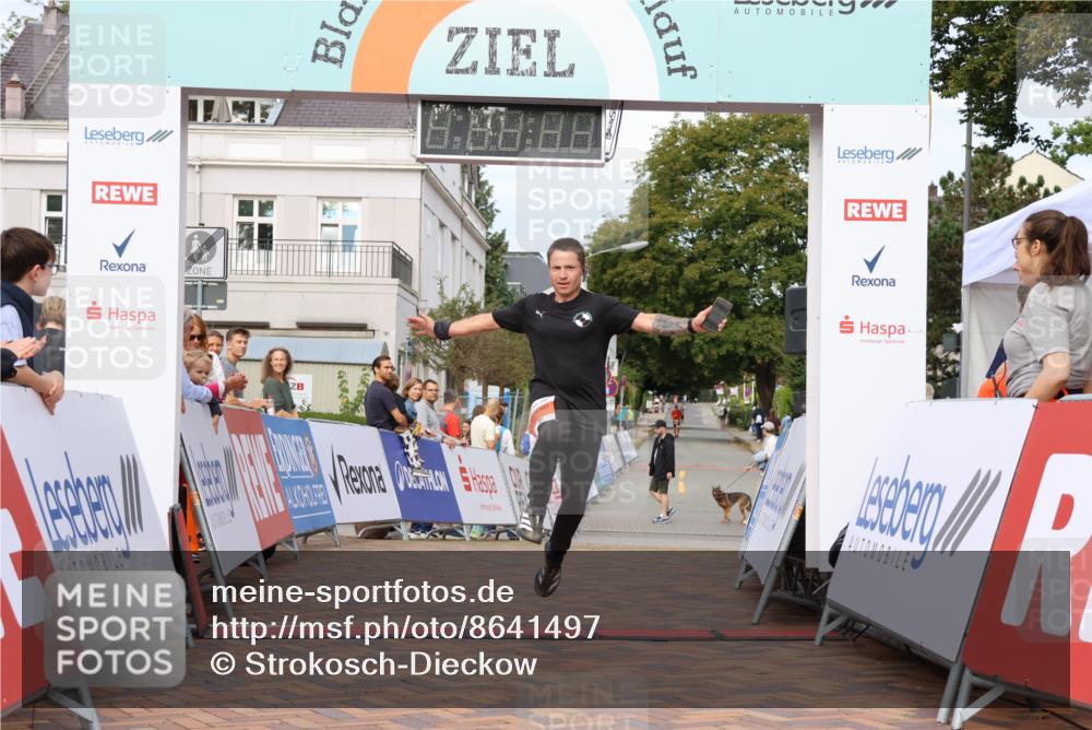 31.08.2025 - 21. Blankeneser Heldenlauf Strokosch-Dieckow http://msf.ph/oto/8641497 31.08.2025 09:42:50 Ziel 1159, 1108, 1022 meine-sportfotos.de