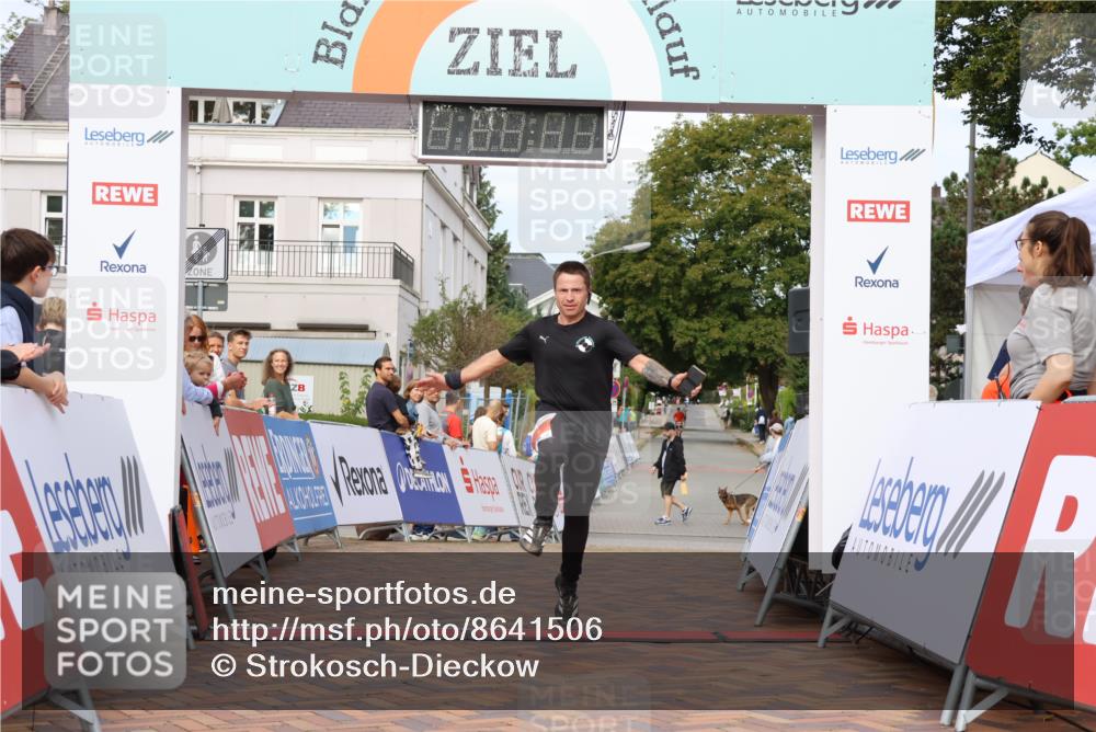 31.08.2025 - 21. Blankeneser Heldenlauf Strokosch-Dieckow http://msf.ph/oto/8641506 31.08.2025 09:42:50 Ziel 1159, 1108, 1022 meine-sportfotos.de