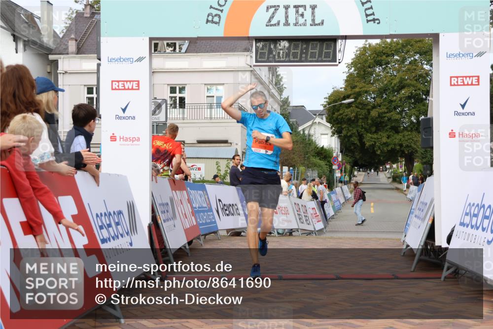 31.08.2025 - 21. Blankeneser Heldenlauf Strokosch-Dieckow http://msf.ph/oto/8641690 31.08.2025 09:41:59 Ziel 1076 meine-sportfotos.de
