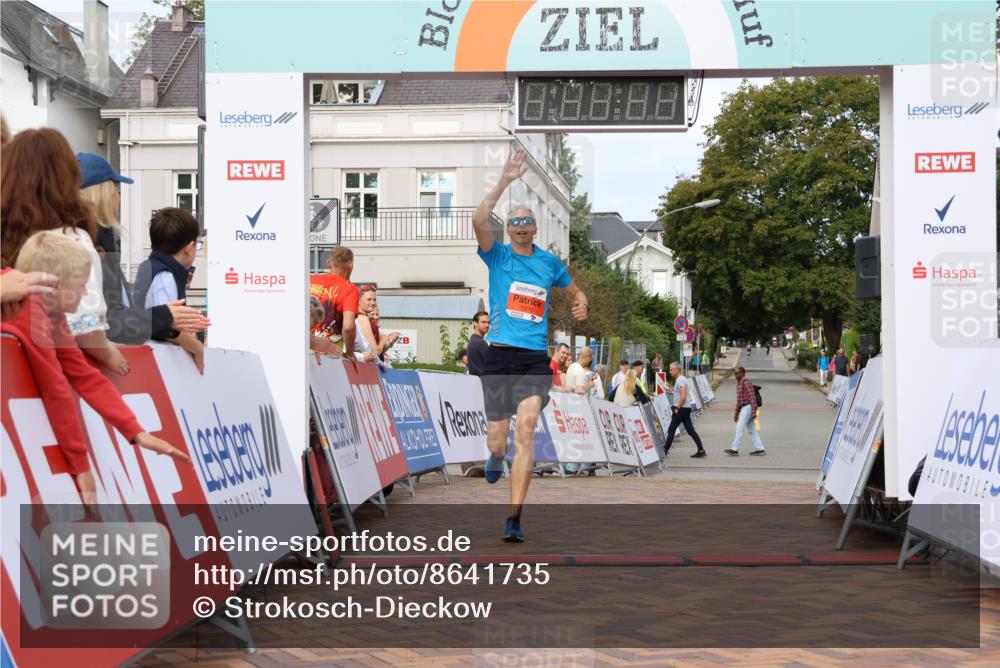 31.08.2025 - 21. Blankeneser Heldenlauf Strokosch-Dieckow http://msf.ph/oto/8641735 31.08.2025 09:41:58 Ziel 1076 meine-sportfotos.de