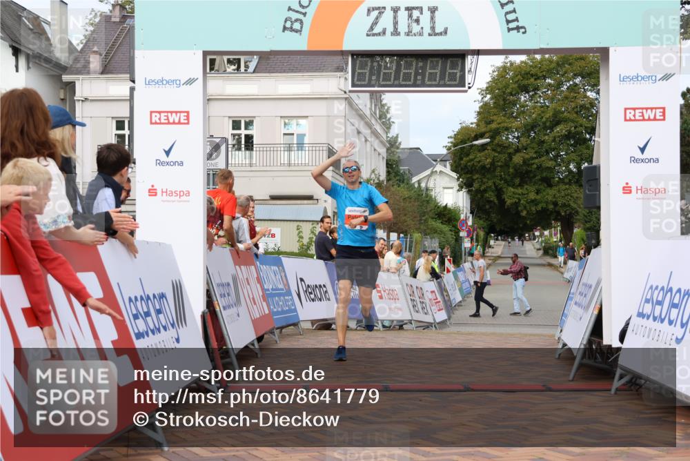 31.08.2025 - 21. Blankeneser Heldenlauf Strokosch-Dieckow http://msf.ph/oto/8641779 31.08.2025 09:41:58 Ziel 1076 meine-sportfotos.de