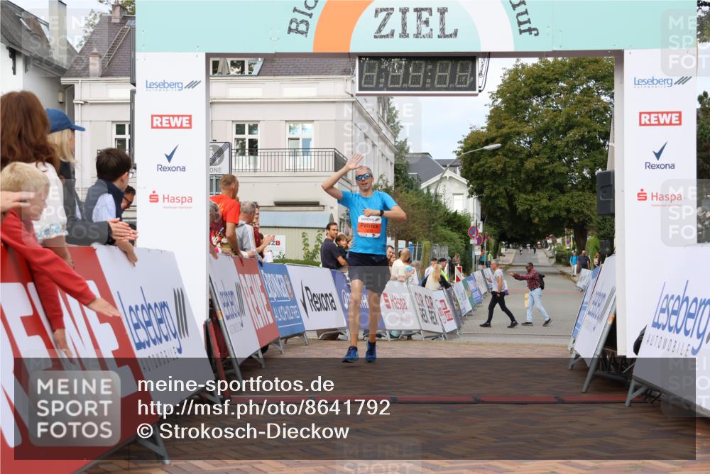 31.08.2025 - 21. Blankeneser Heldenlauf Strokosch-Dieckow http://msf.ph/oto/8641792 31.08.2025 09:41:58 Ziel 1076 meine-sportfotos.de