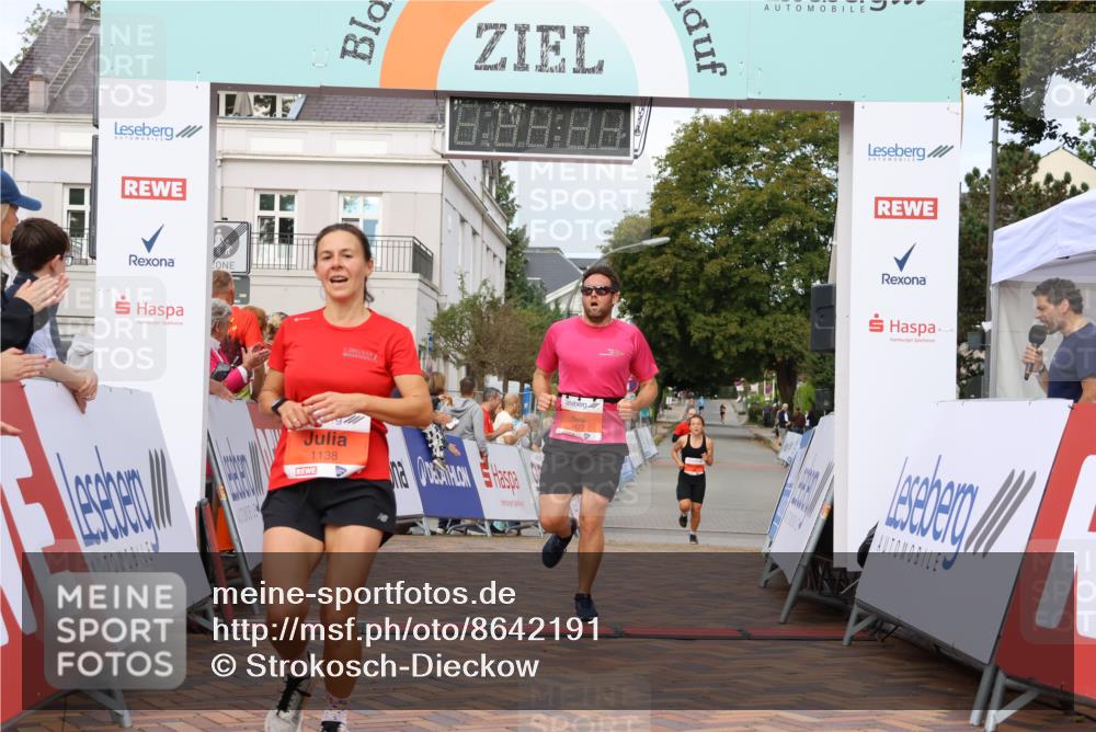 31.08.2025 - 21. Blankeneser Heldenlauf Strokosch-Dieckow http://msf.ph/oto/8642191 31.08.2025 09:41:13 Ziel 1138, 1177, 1087 meine-sportfotos.de