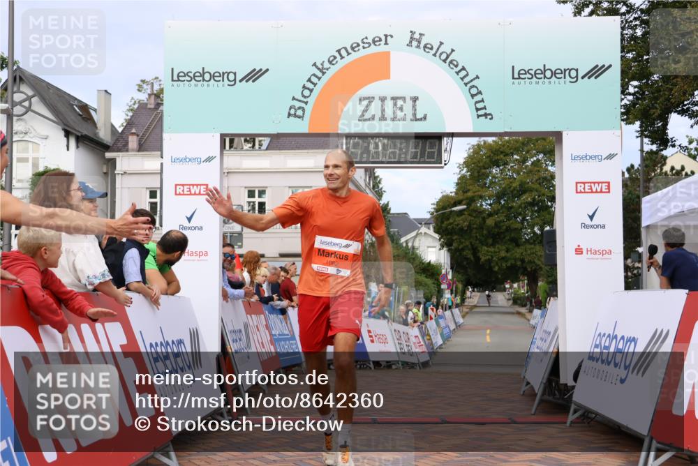 31.08.2025 - 21. Blankeneser Heldenlauf Strokosch-Dieckow http://msf.ph/oto/8642360 31.08.2025 09:36:33 Ziel 1082 meine-sportfotos.de
