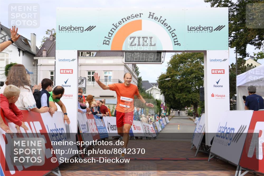 31.08.2025 - 21. Blankeneser Heldenlauf Strokosch-Dieckow http://msf.ph/oto/8642370 31.08.2025 09:36:32 Ziel 1082 meine-sportfotos.de