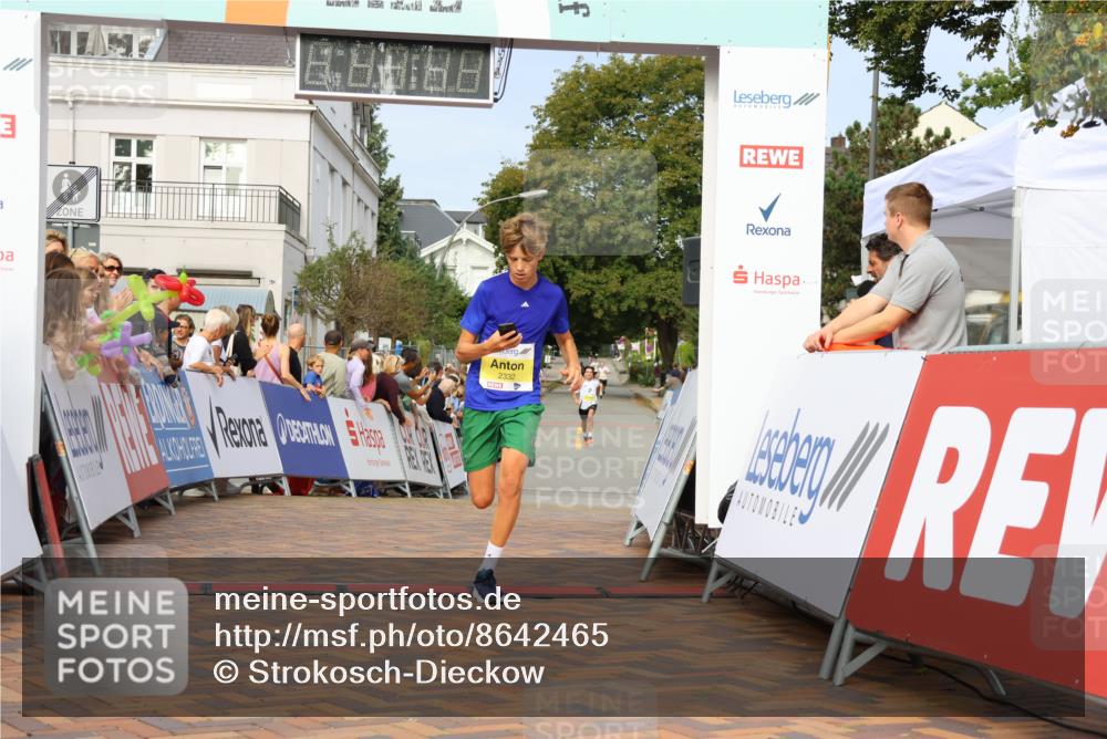 31.08.2025 - 21. Blankeneser Heldenlauf Strokosch-Dieckow http://msf.ph/oto/8642465 31.08.2025 10:14:58 Ziel 2332 meine-sportfotos.de