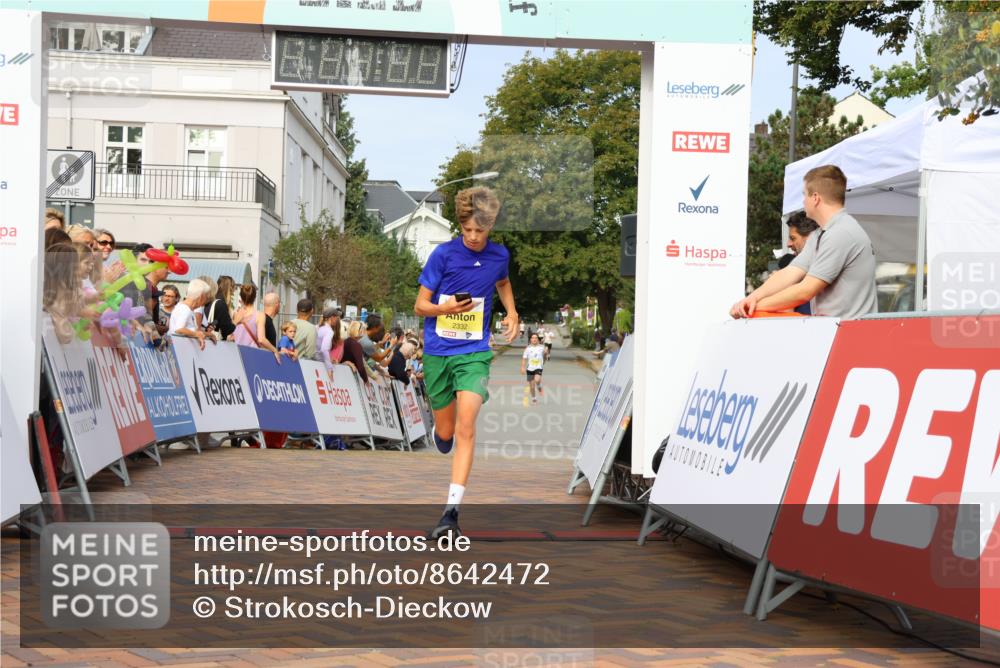 31.08.2025 - 21. Blankeneser Heldenlauf Strokosch-Dieckow http://msf.ph/oto/8642472 31.08.2025 10:14:58 Ziel 2332 meine-sportfotos.de