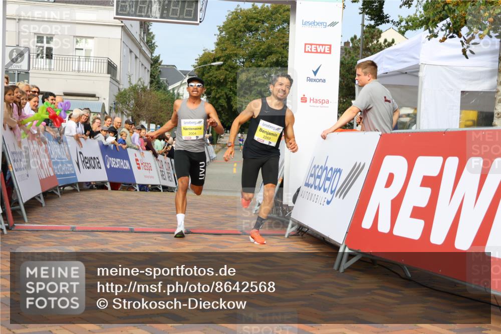 31.08.2025 - 21. Blankeneser Heldenlauf Strokosch-Dieckow http://msf.ph/oto/8642568 31.08.2025 10:14:38 Ziel 2004, 2269 meine-sportfotos.de