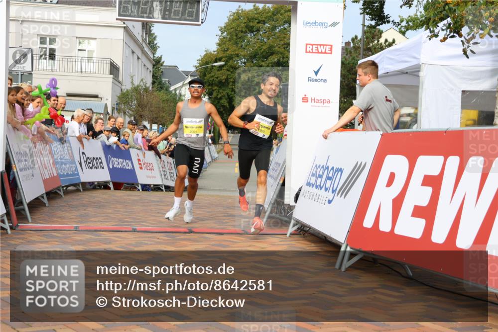 31.08.2025 - 21. Blankeneser Heldenlauf Strokosch-Dieckow http://msf.ph/oto/8642581 31.08.2025 10:14:38 Ziel 2004, 2269 meine-sportfotos.de