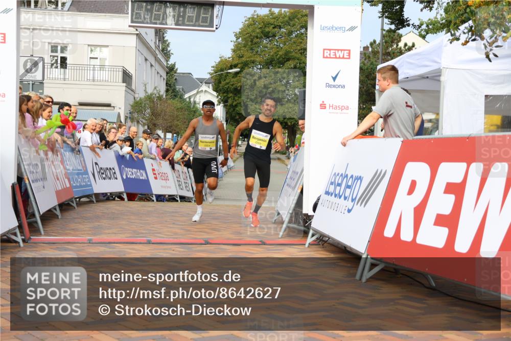 31.08.2025 - 21. Blankeneser Heldenlauf Strokosch-Dieckow http://msf.ph/oto/8642627 31.08.2025 10:14:37 Ziel 2004, 2269 meine-sportfotos.de