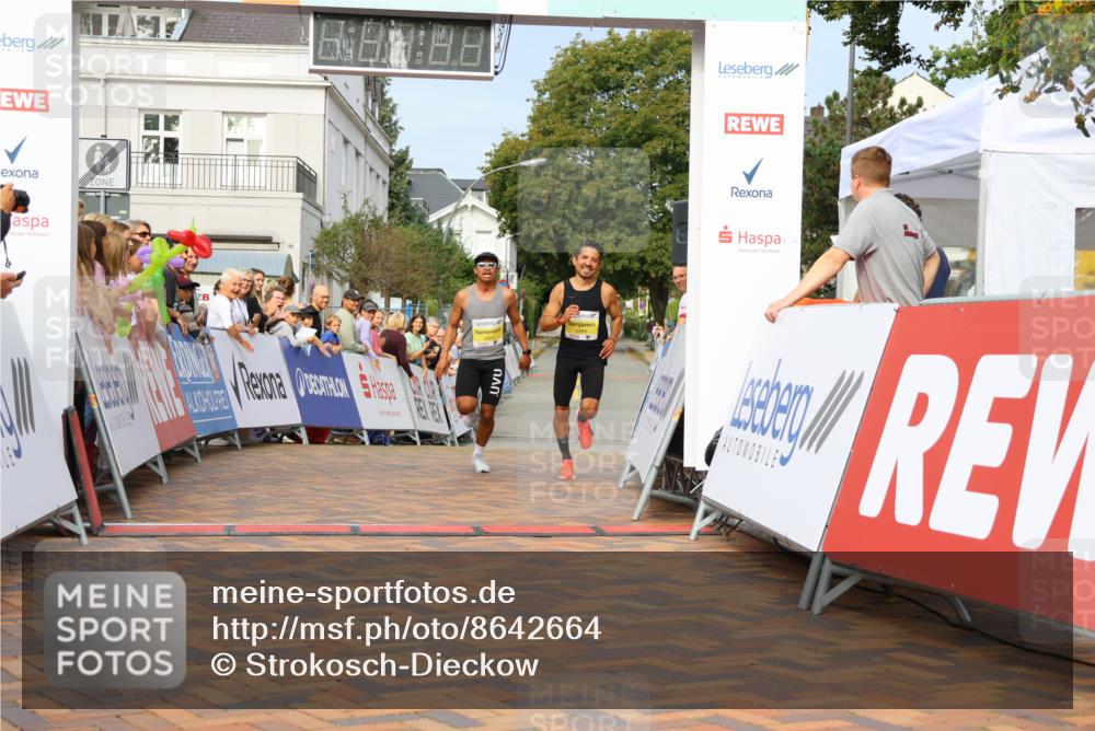 31.08.2025 - 21. Blankeneser Heldenlauf Strokosch-Dieckow http://msf.ph/oto/8642664 31.08.2025 10:14:37 Ziel 2004, 2269 meine-sportfotos.de