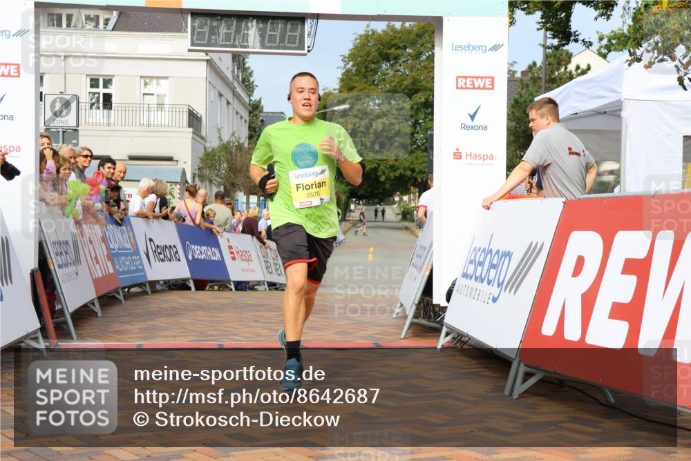 31.08.2025 - 21. Blankeneser Heldenlauf Strokosch-Dieckow http://msf.ph/oto/8642687 31.08.2025 10:14:12 Ziel 2570 meine-sportfotos.de