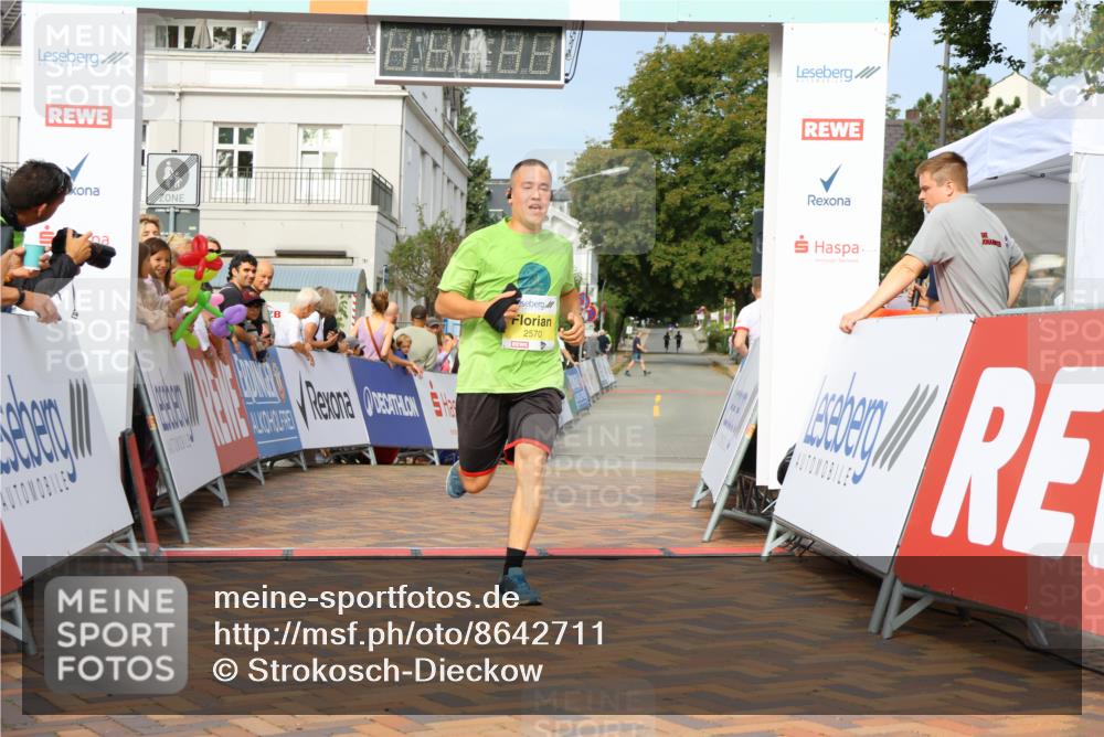 31.08.2025 - 21. Blankeneser Heldenlauf Strokosch-Dieckow http://msf.ph/oto/8642711 31.08.2025 10:14:11 Ziel 2570 meine-sportfotos.de