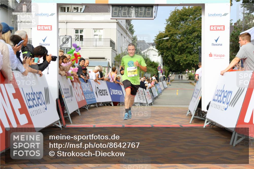31.08.2025 - 21. Blankeneser Heldenlauf Strokosch-Dieckow http://msf.ph/oto/8642767 31.08.2025 10:14:11 Ziel 2570 meine-sportfotos.de