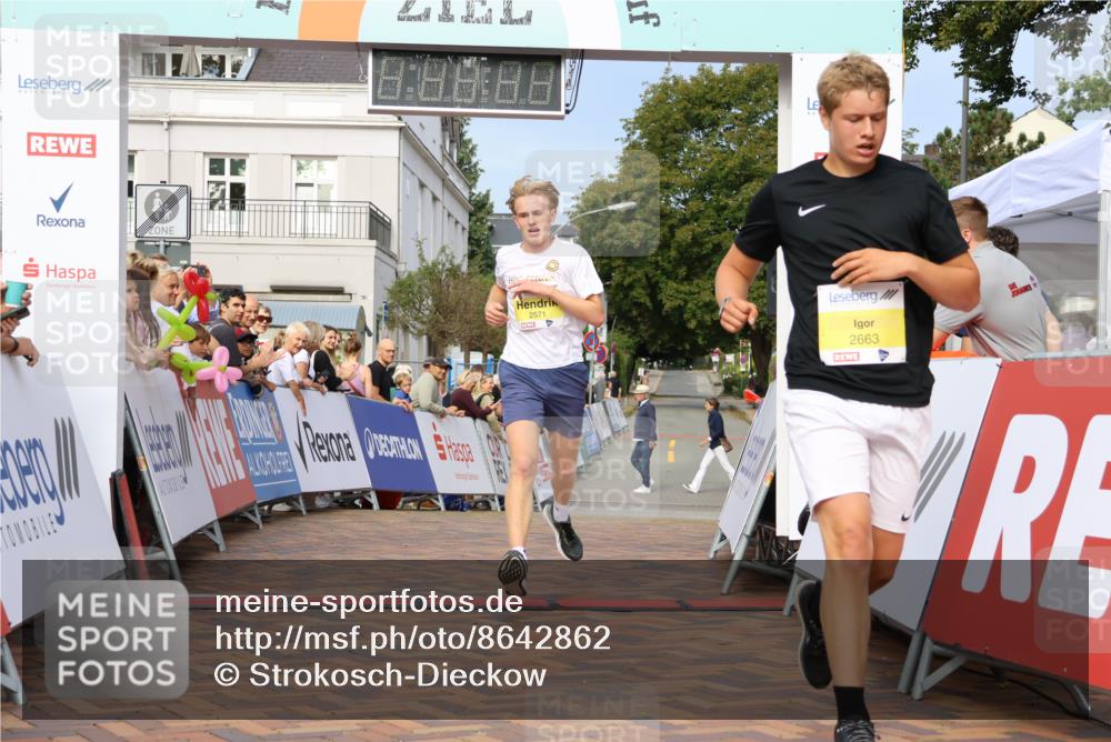 31.08.2025 - 21. Blankeneser Heldenlauf Strokosch-Dieckow http://msf.ph/oto/8642862 31.08.2025 10:13:14 Ziel 2571, 2663 meine-sportfotos.de