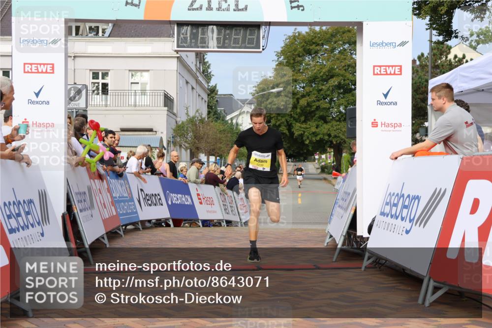 31.08.2025 - 21. Blankeneser Heldenlauf Strokosch-Dieckow http://msf.ph/oto/8643071 31.08.2025 10:13:01 Ziel 2239 meine-sportfotos.de
