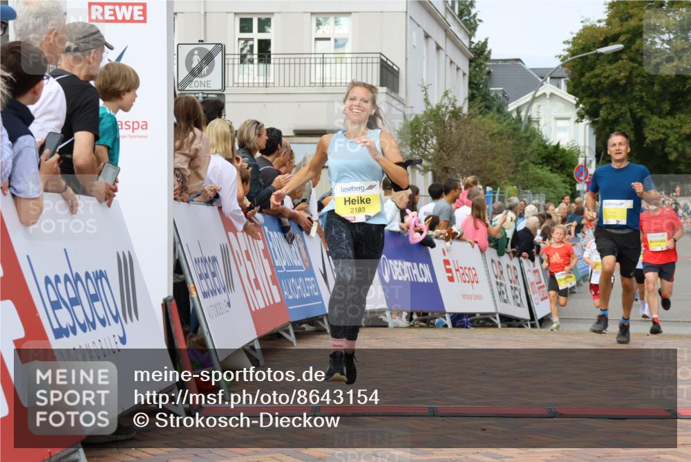 31.08.2025 - 21. Blankeneser Heldenlauf Strokosch-Dieckow http://msf.ph/oto/8643154 31.08.2025 10:25:03 Ziel 2398, 2183, 2384, 2496, 2717, 2285, 2286, 2331 meine-sportfotos.de