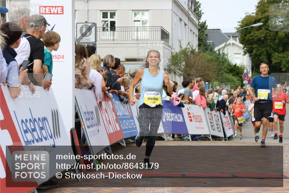 31.08.2025 - 21. Blankeneser Heldenlauf Strokosch-Dieckow http://msf.ph/oto/8643179 31.08.2025 10:25:03 Ziel 2398, 2183, 2384, 2496, 2717, 2285, 2286, 2331 meine-sportfotos.de