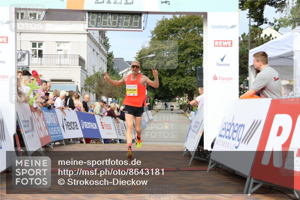 31.08.2025 - 21. Blankeneser Heldenlauf Strokosch-Dieckow http://msf.ph/oto/8643181 31.08.2025 10:12:47 Ziel 2358 meine-sportfotos.de