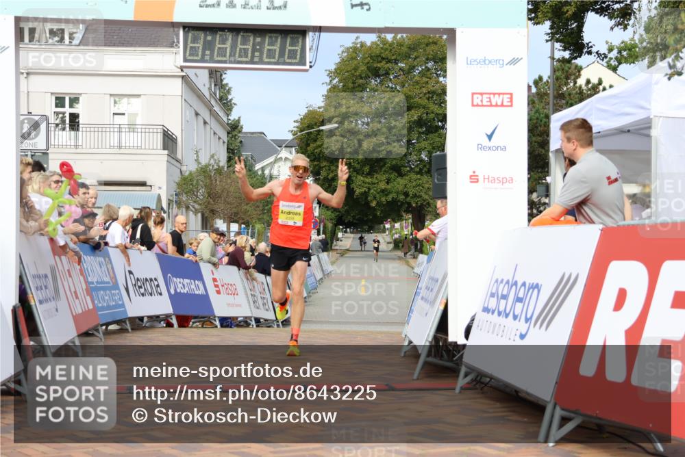 31.08.2025 - 21. Blankeneser Heldenlauf Strokosch-Dieckow http://msf.ph/oto/8643225 31.08.2025 10:12:47 Ziel 2358 meine-sportfotos.de