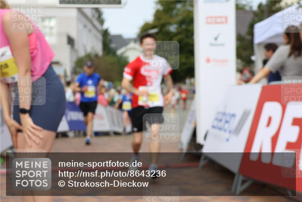 31.08.2025 - 21. Blankeneser Heldenlauf Strokosch-Dieckow http://msf.ph/oto/8643236 31.08.2025 10:24:56 Ziel 2151, 2049, 2733, 2398, 2428, 2384, 2496 meine-sportfotos.de
