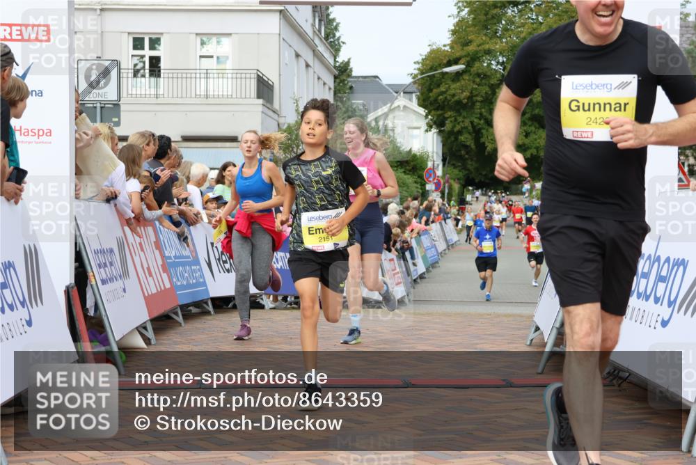 31.08.2025 - 21. Blankeneser Heldenlauf Strokosch-Dieckow http://msf.ph/oto/8643359 31.08.2025 10:24:50 Ziel 2151, 2049, 2733, 2428 meine-sportfotos.de