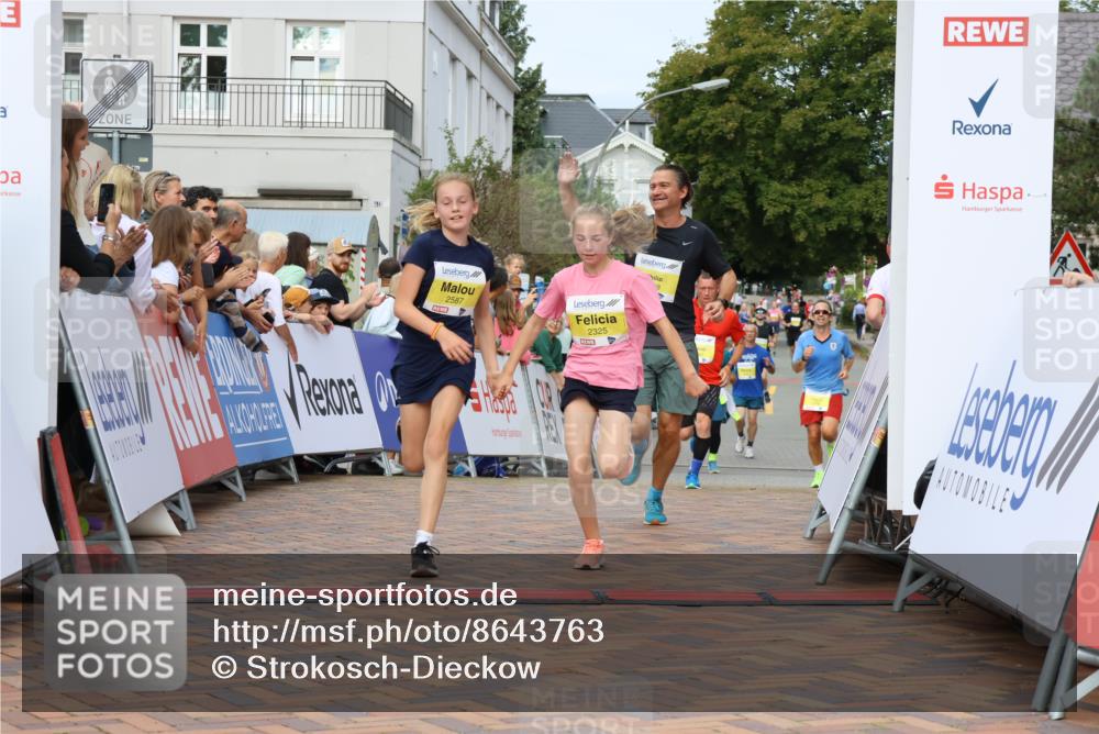 31.08.2025 - 21. Blankeneser Heldenlauf Strokosch-Dieckow http://msf.ph/oto/8643763 31.08.2025 10:24:31 Ziel 2698, 2386, 2325, 2587, 2523, 2662 meine-sportfotos.de