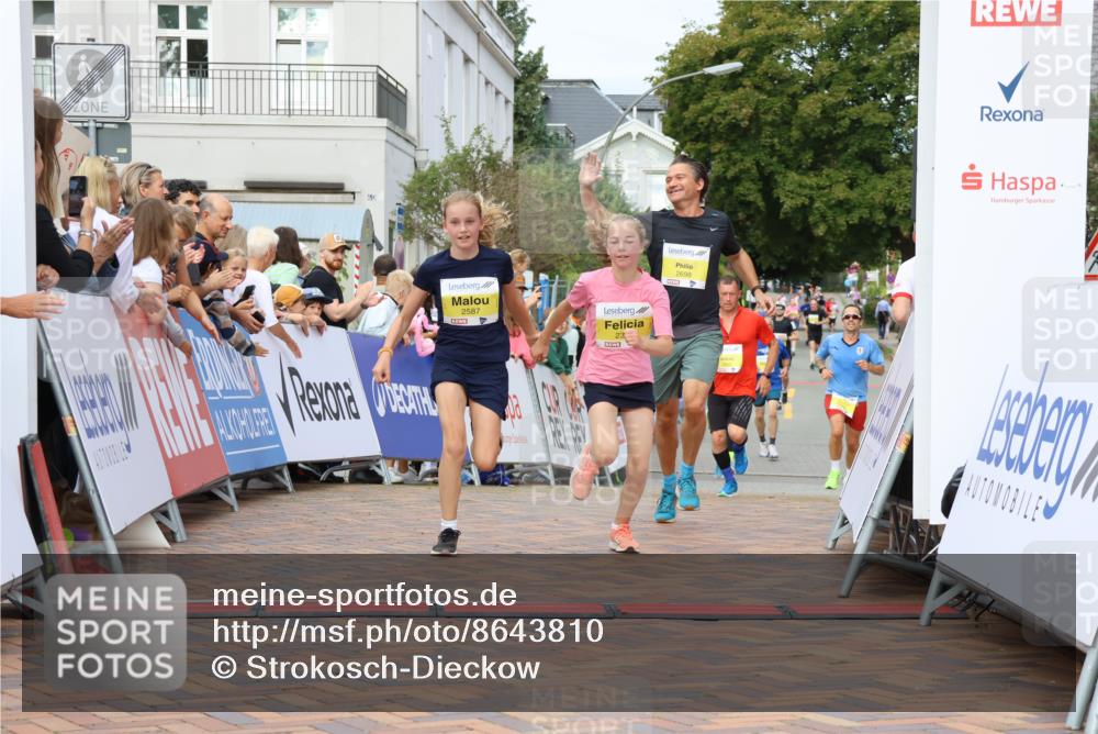 31.08.2025 - 21. Blankeneser Heldenlauf Strokosch-Dieckow http://msf.ph/oto/8643810 31.08.2025 10:24:30 Ziel 2698, 2386, 2325, 2587, 2523, 2662 meine-sportfotos.de