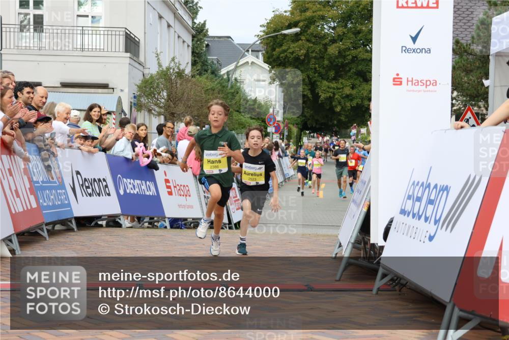 31.08.2025 - 21. Blankeneser Heldenlauf Strokosch-Dieckow http://msf.ph/oto/8644000 31.08.2025 10:24:24 Ziel 2386, 2523 meine-sportfotos.de