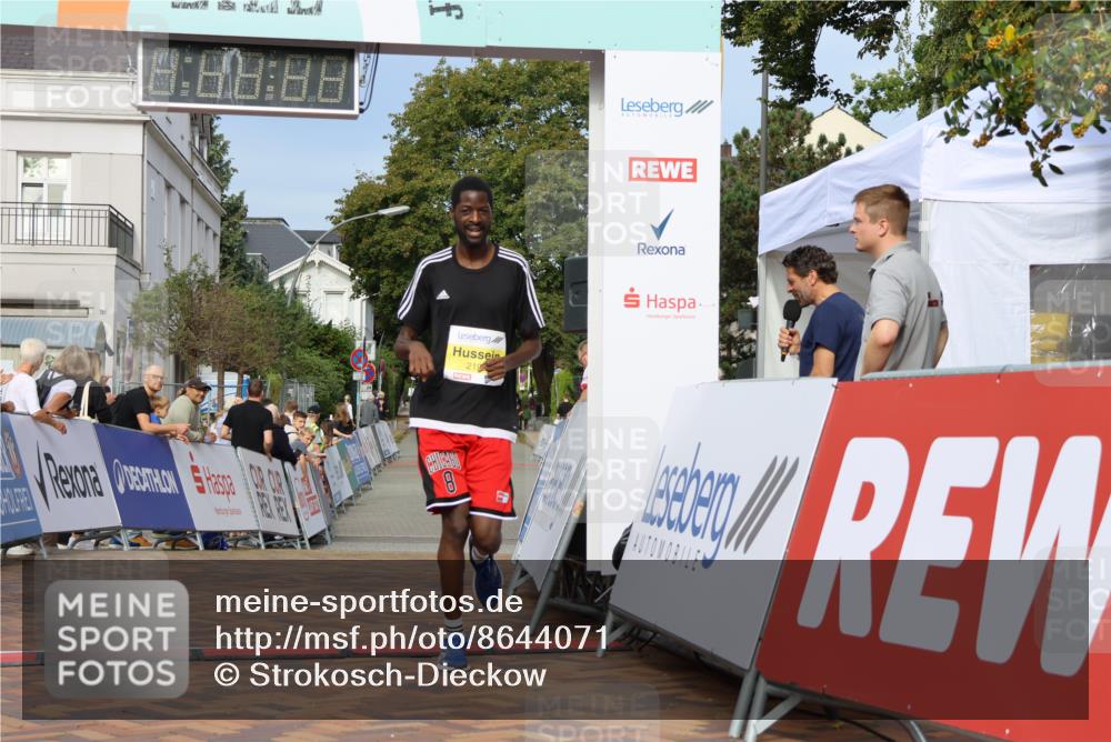 31.08.2025 - 21. Blankeneser Heldenlauf Strokosch-Dieckow http://msf.ph/oto/8644071 31.08.2025 10:10:59 Ziel 2192 meine-sportfotos.de