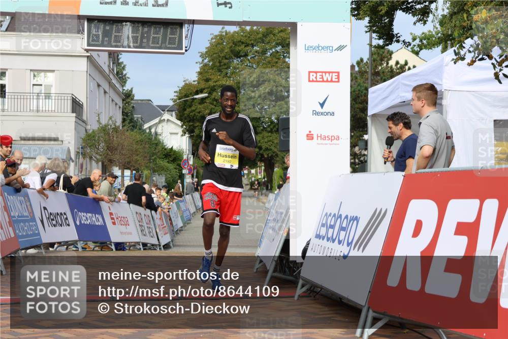31.08.2025 - 21. Blankeneser Heldenlauf Strokosch-Dieckow http://msf.ph/oto/8644109 31.08.2025 10:10:58 Ziel 2192 meine-sportfotos.de
