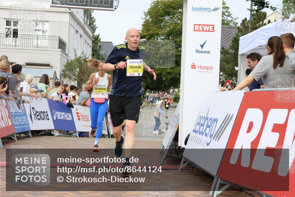 31.08.2025 - 21. Blankeneser Heldenlauf Strokosch-Dieckow http://msf.ph/oto/8644124 31.08.2025 10:24:14 Ziel 2665, 2365, 2743, 2069 meine-sportfotos.de