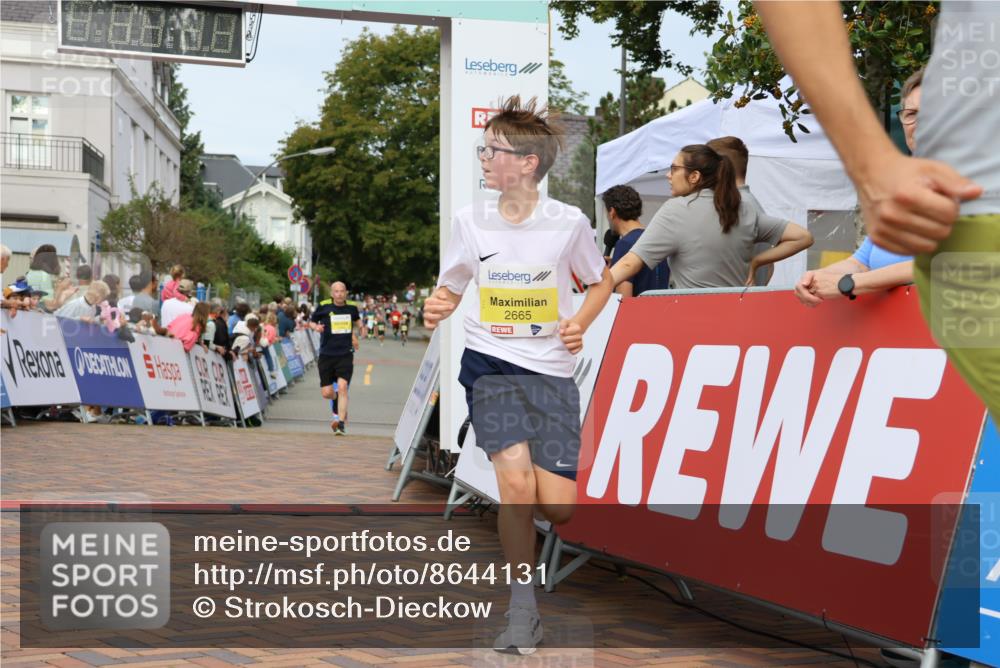 31.08.2025 - 21. Blankeneser Heldenlauf Strokosch-Dieckow http://msf.ph/oto/8644131 31.08.2025 10:24:09 Ziel 2665, 2365, 2743, 2605 meine-sportfotos.de