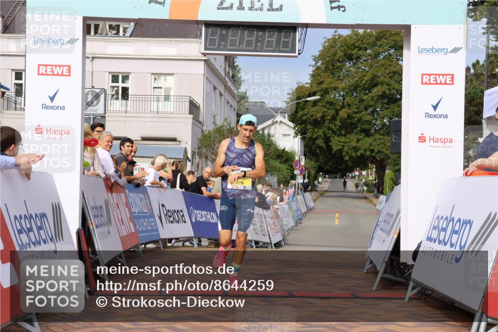 31.08.2025 - 21. Blankeneser Heldenlauf Strokosch-Dieckow http://msf.ph/oto/8644259 31.08.2025 10:10:30 Ziel 2550 meine-sportfotos.de