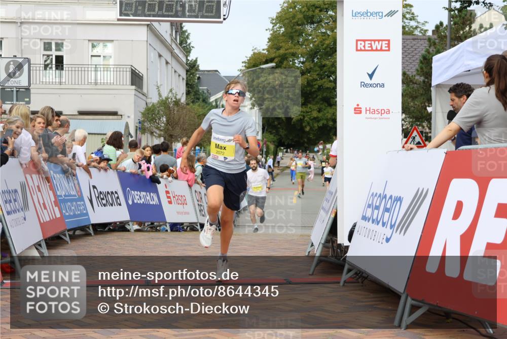 31.08.2025 - 21. Blankeneser Heldenlauf Strokosch-Dieckow http://msf.ph/oto/8644345 31.08.2025 10:23:57 Ziel 2185, 2373, 2232, 2072, 2605 meine-sportfotos.de