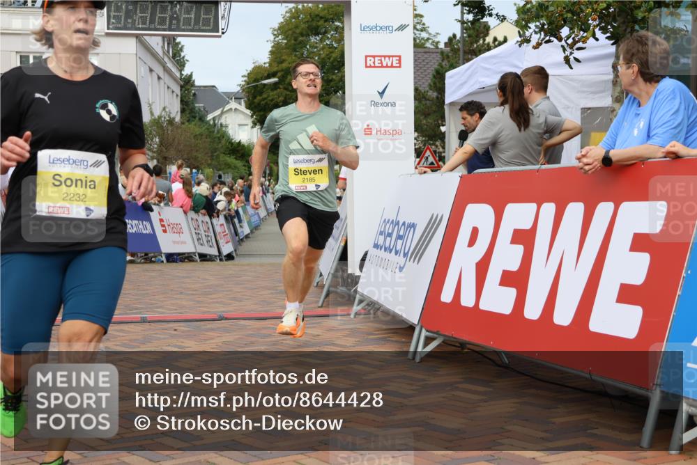 31.08.2025 - 21. Blankeneser Heldenlauf Strokosch-Dieckow http://msf.ph/oto/8644428 31.08.2025 10:23:53 Ziel 2626, 2184, 2185, 2373, 2237, 2232, 2072 meine-sportfotos.de