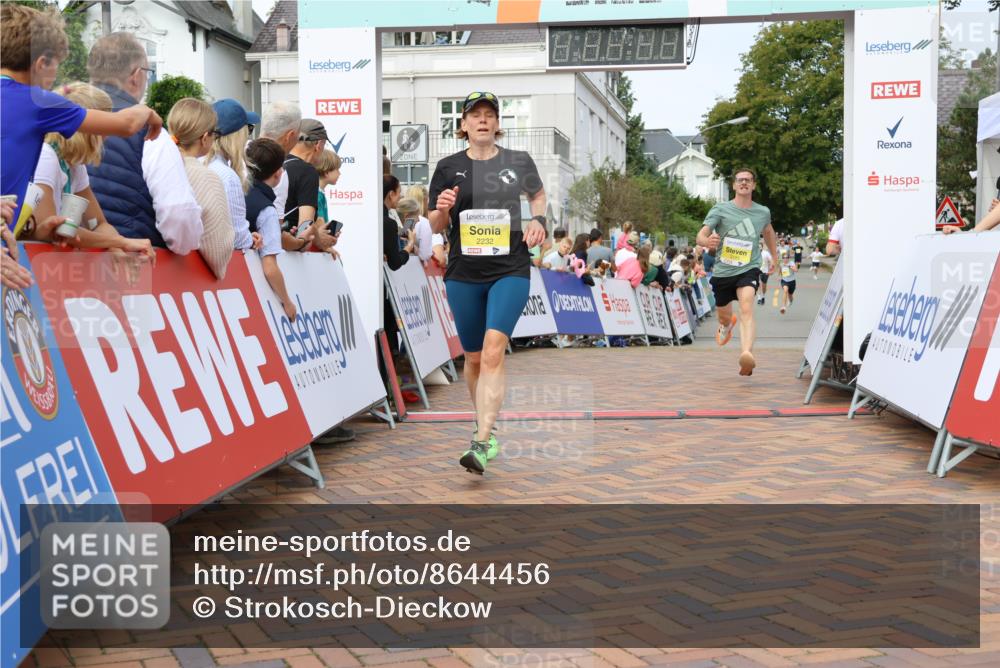 31.08.2025 - 21. Blankeneser Heldenlauf Strokosch-Dieckow http://msf.ph/oto/8644456 31.08.2025 10:23:52 Ziel 2626, 2780, 2184, 2185, 2373, 2237, 2232, 2146 meine-sportfotos.de