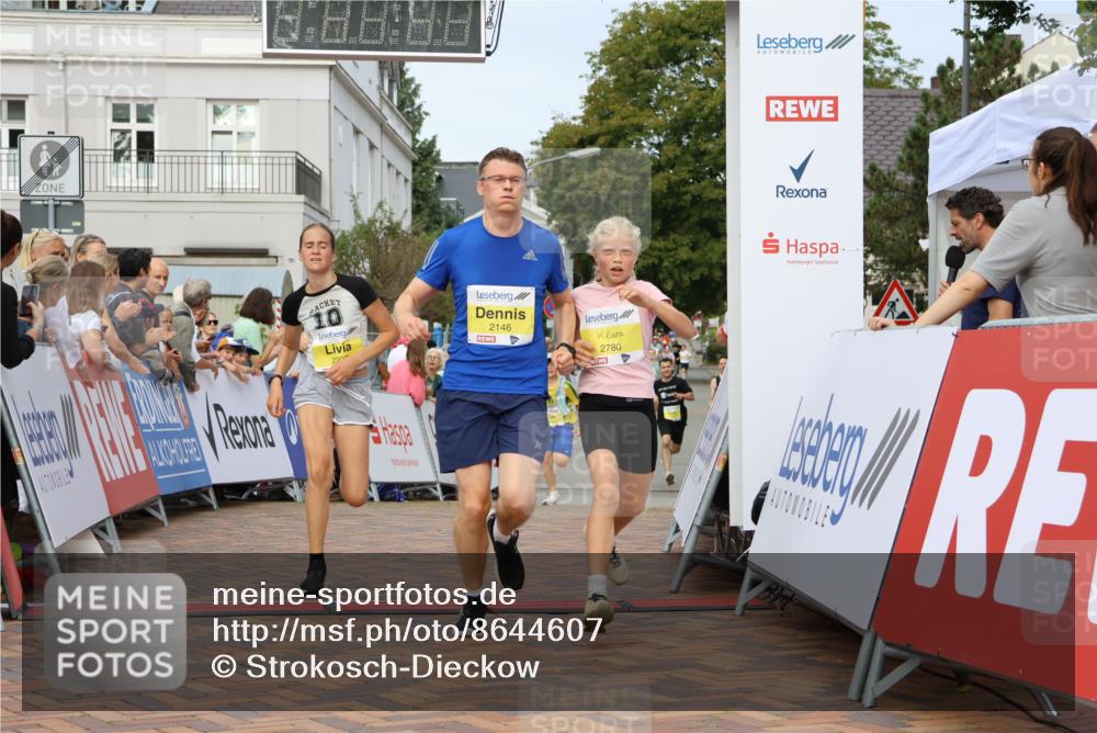 31.08.2025 - 21. Blankeneser Heldenlauf Strokosch-Dieckow http://msf.ph/oto/8644607 31.08.2025 10:23:45 Ziel 2626, 2780, 2184, 2373, 2618, 2237, 2146 meine-sportfotos.de